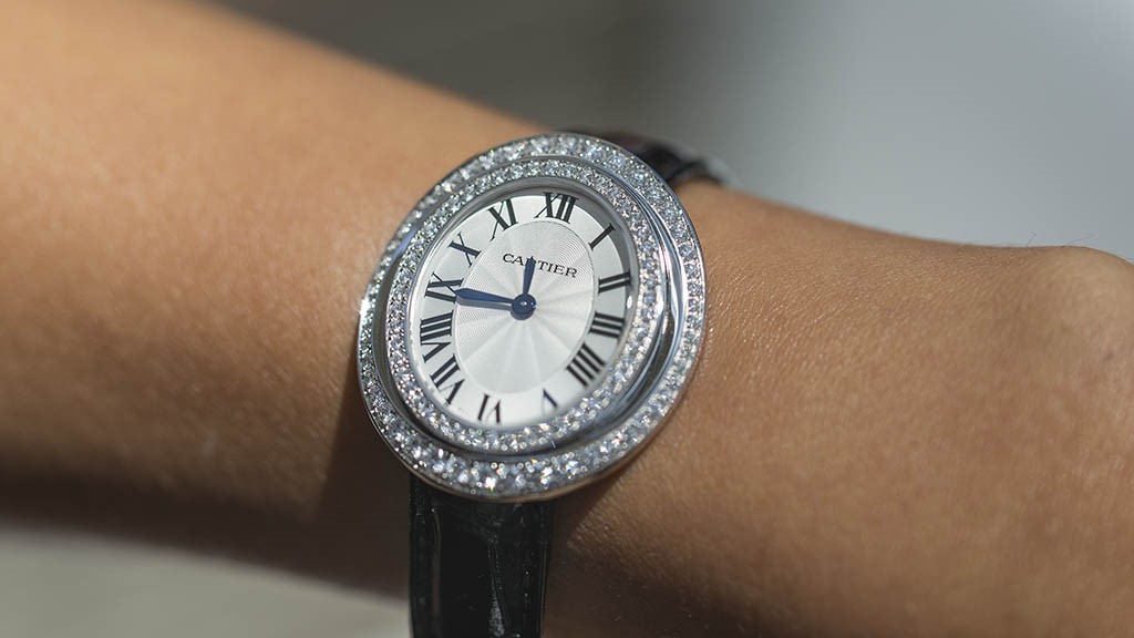  Điểm danh những chiếc đồng hồ Cartier nữ khiến chị em “siêu lòng” 