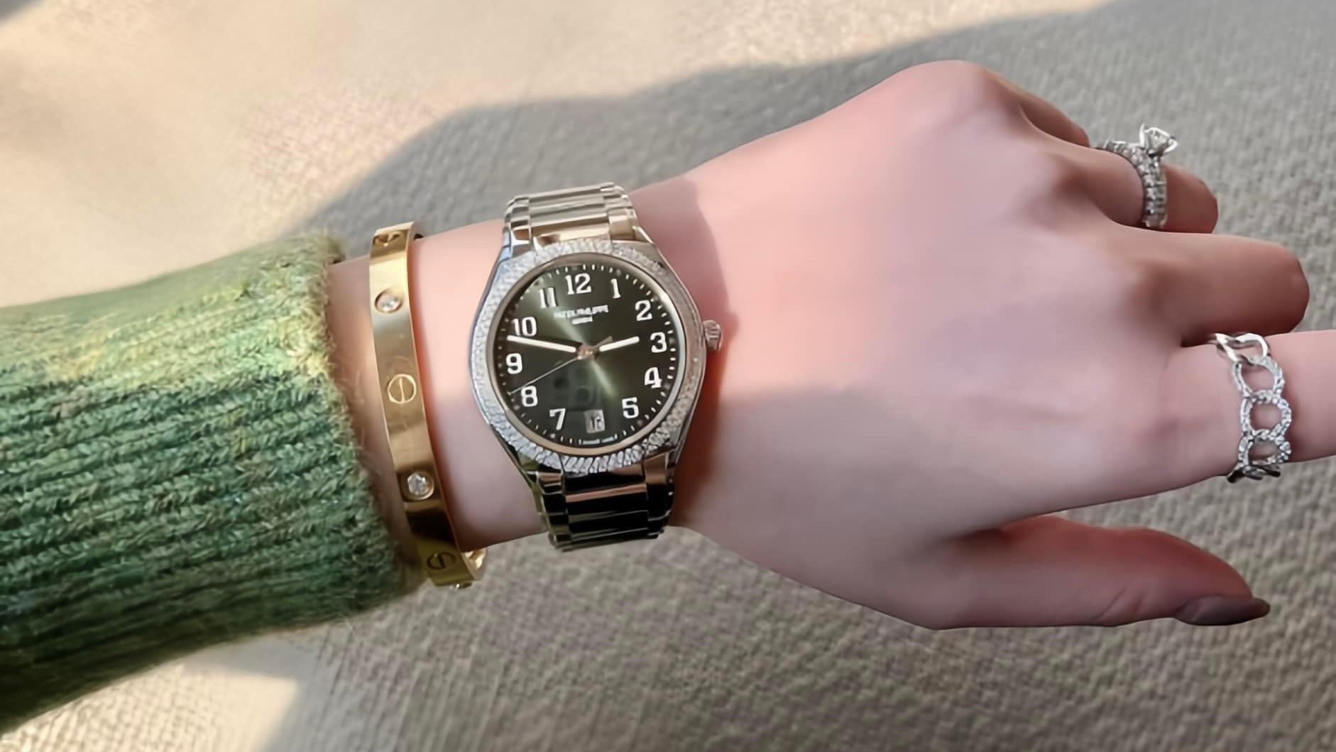  Bí Mật Vẻ Đẹp Sang Trọng Của Đồng Hồ Nữ Patek Philippe