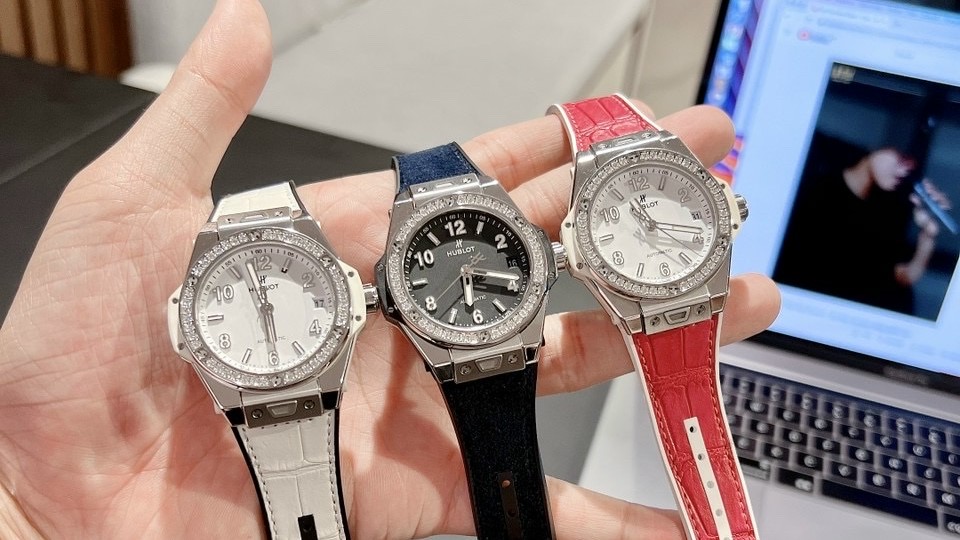 Đồng hồ Hublot Big Bang One Click mẫu mới có gì hot?