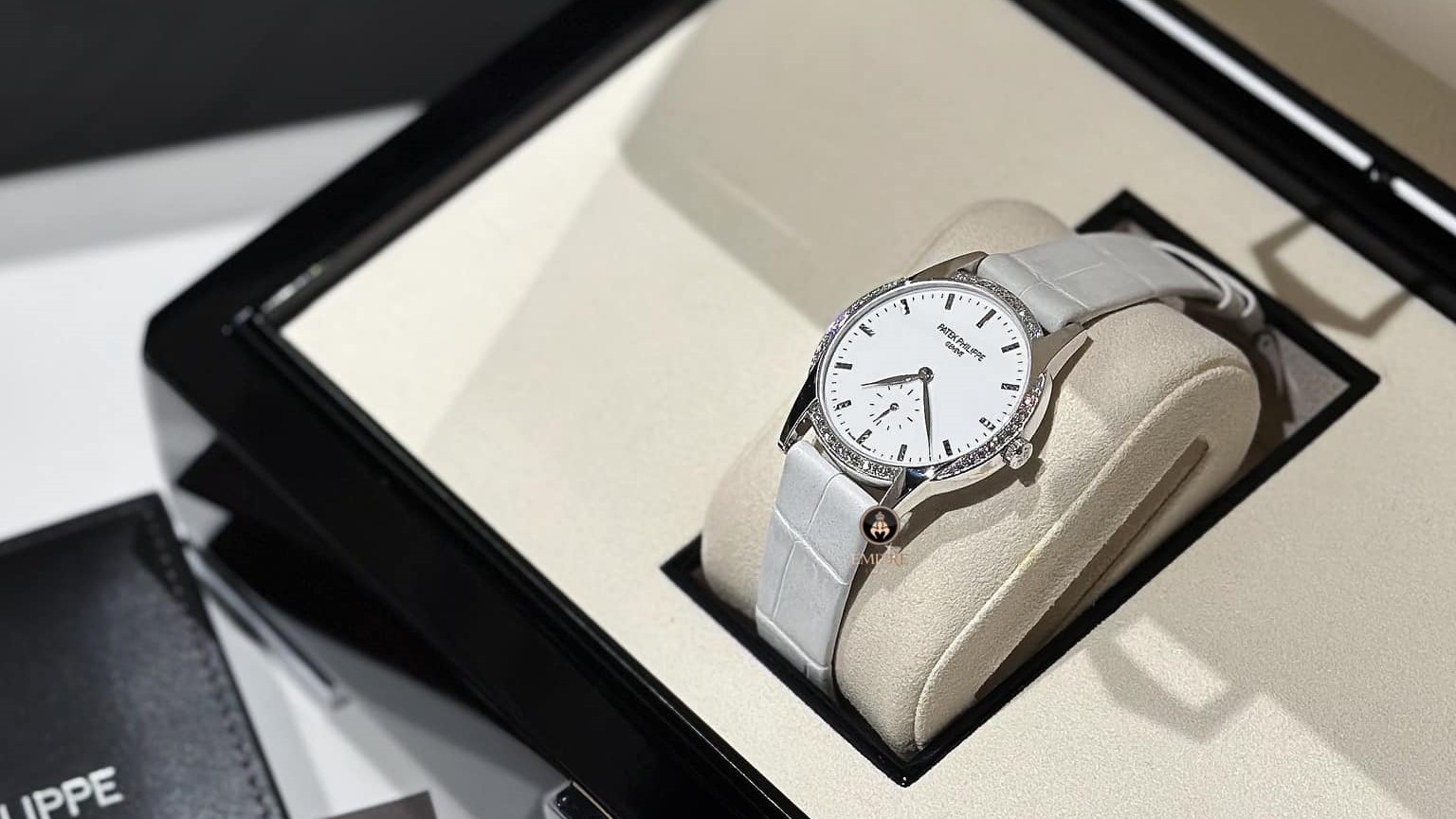  Đồng Hồ Patek Philippe Nữ - Sang Trọng Và Đẳng Cấp