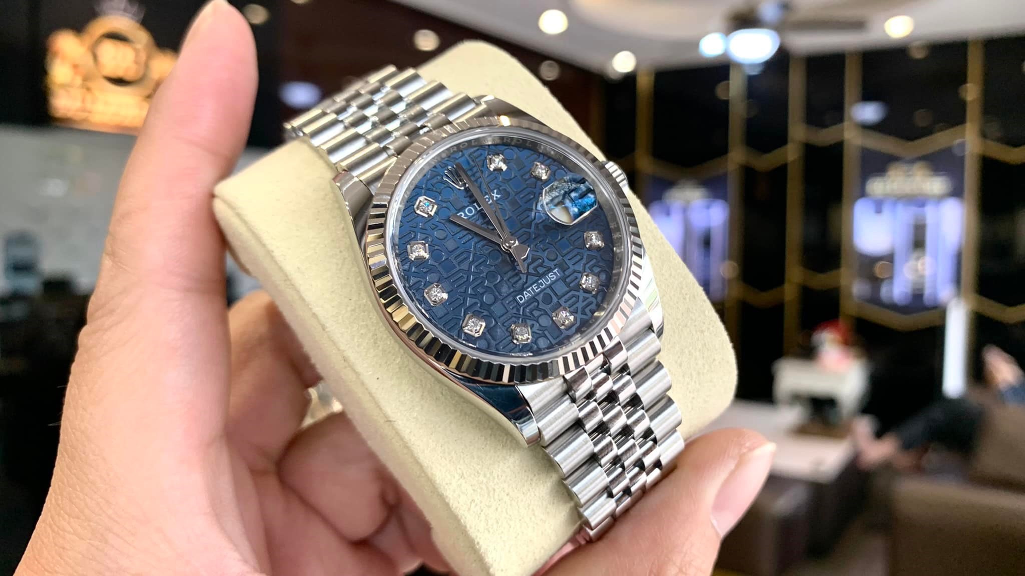  Giải mã sự đắt đỏ và xa xỉ của đồng hồ Rolex 