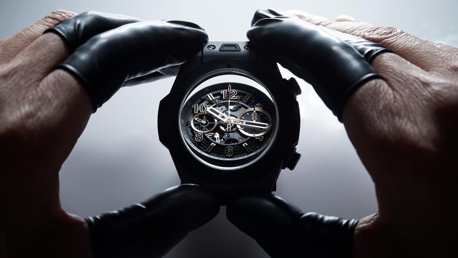  Những điều cần biết để bảo dưỡng đồng hồ Hublot nam đúng cách