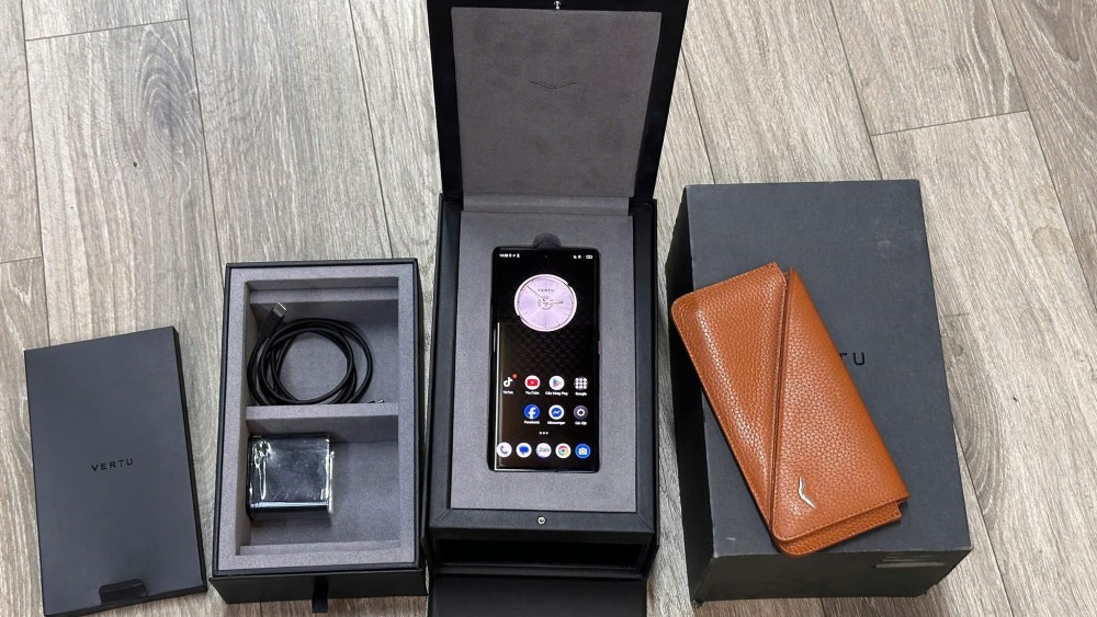  Vertu Cảm Ứng 5G: Chiếc Điện Thoại Cao Cấp Đầy Ấn Tượng
