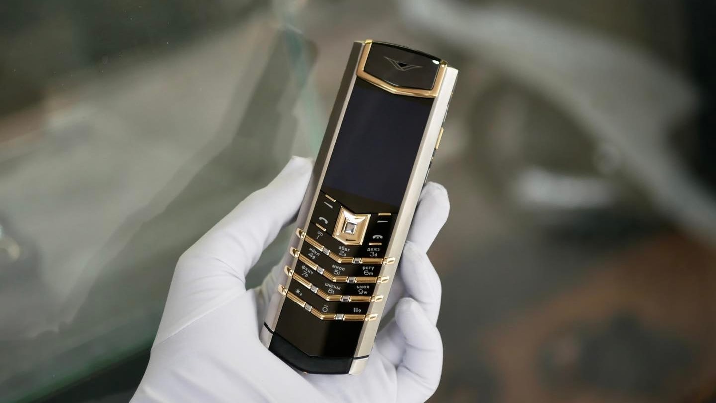  Những chiếc điện thoại Vertu đáng mua nhất 