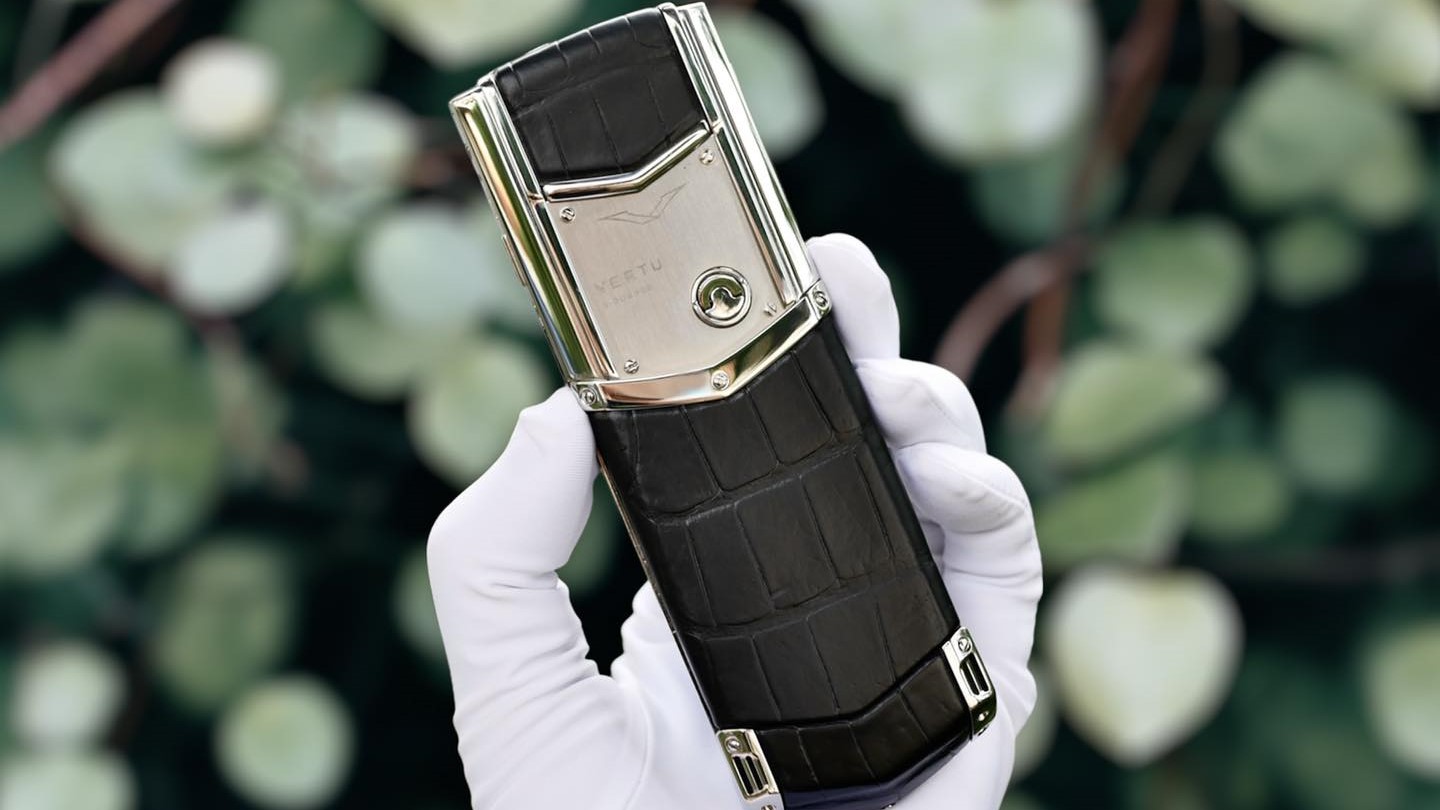  Giải đáp chi tiết điện thoại Vertu Signature S giá bao nhiêu?