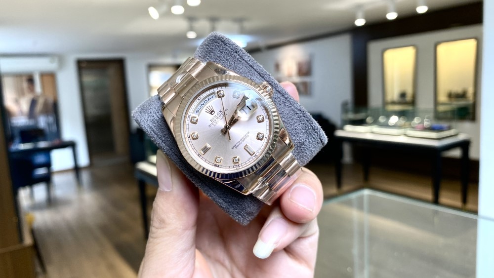  Lý do đồng hồ Rolex qua sử dụng được ưa chuộng? Mua đồng hồ Rolex ở đâu?