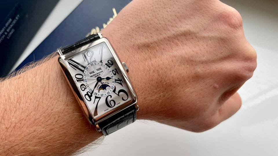  Khám phá giá đồng hồ Franck Muller nam mới nhất 2024 | Bảng giá chi tiết