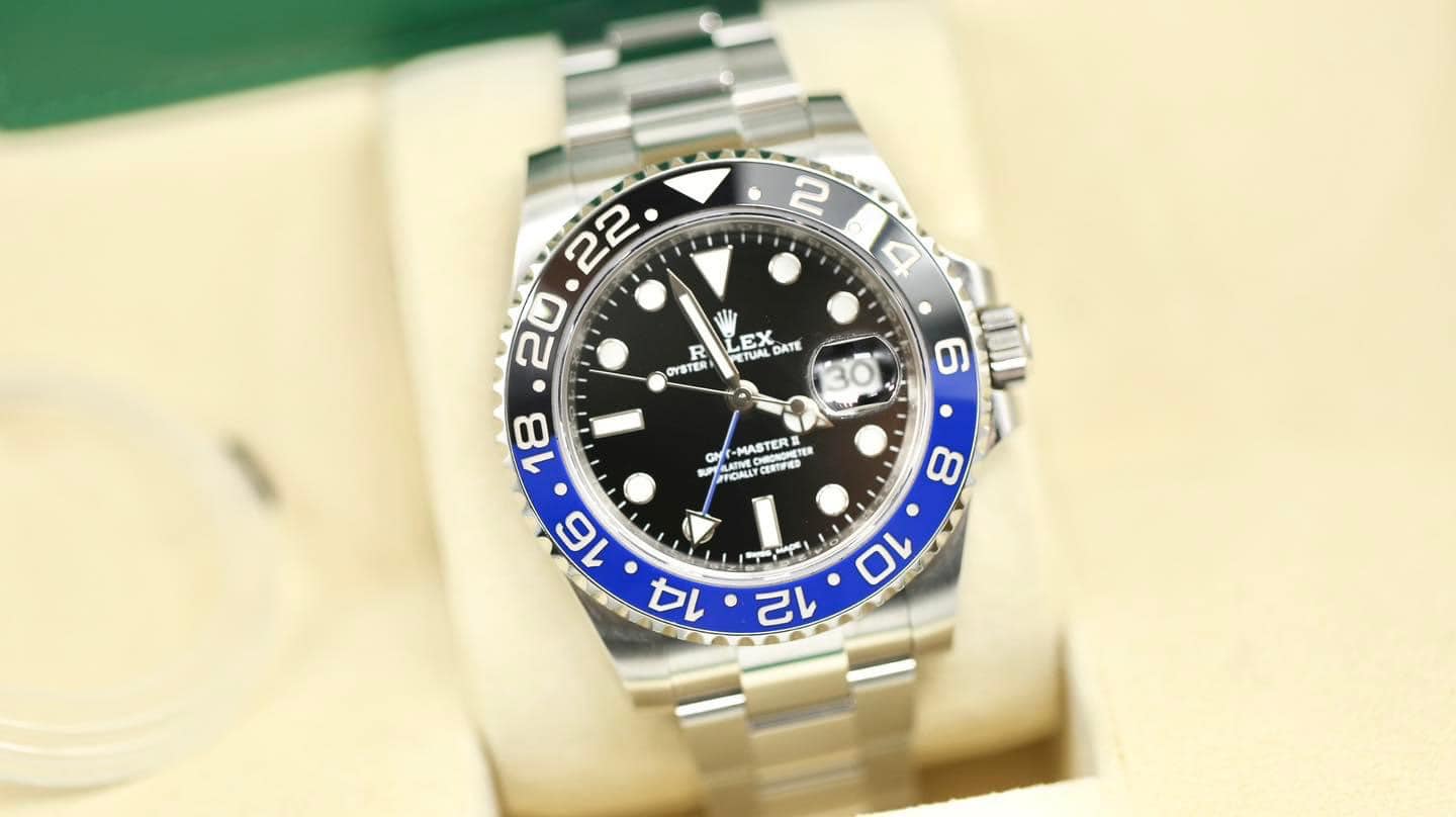  Rolex GMT-Master 2 Batman - Đỉnh cao của thiết kế và các chức năng đặc biệt