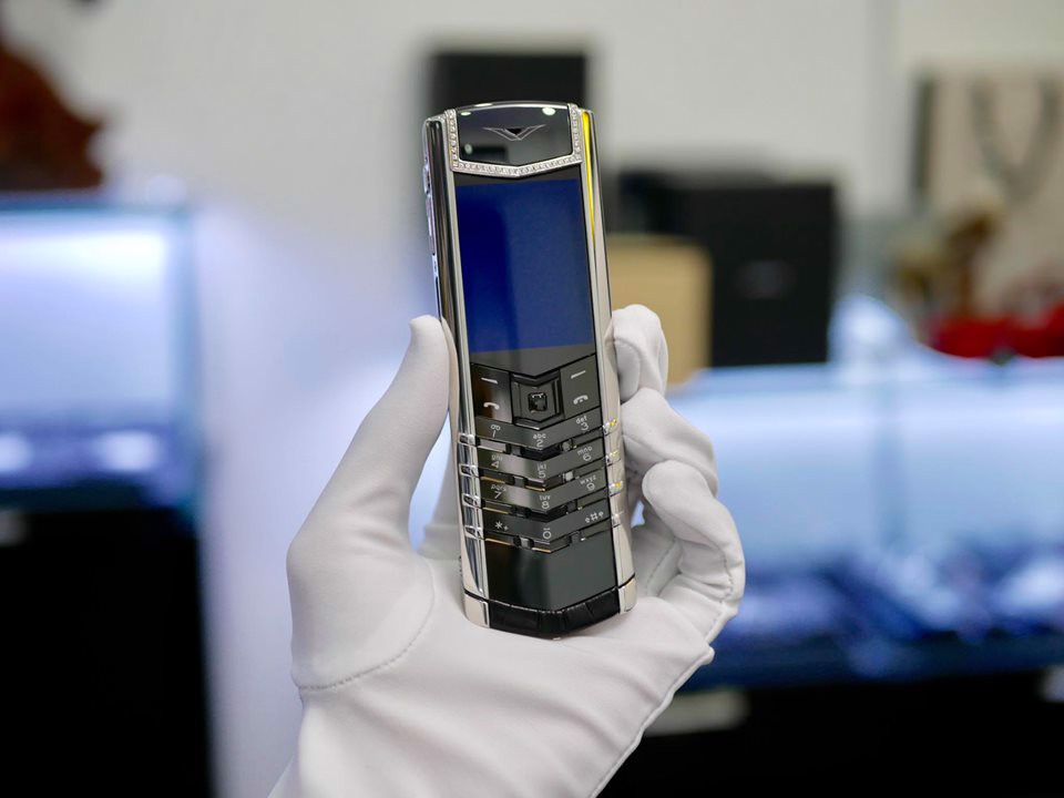 Vertu Signature S – Hơn cả một vẻ đẹp 