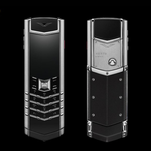 Vertu Signature S Thép 2017 mới 99%