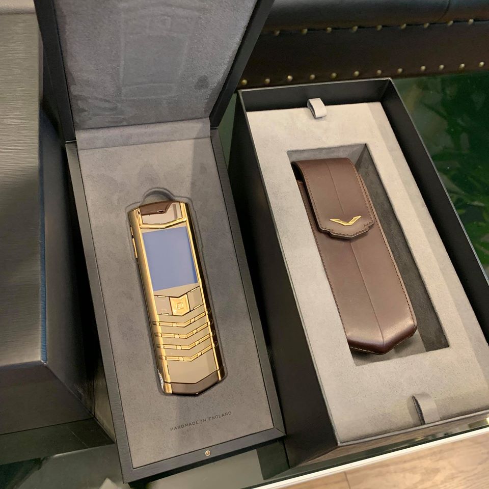 Vertu Signature S Chocolate Rose Gold