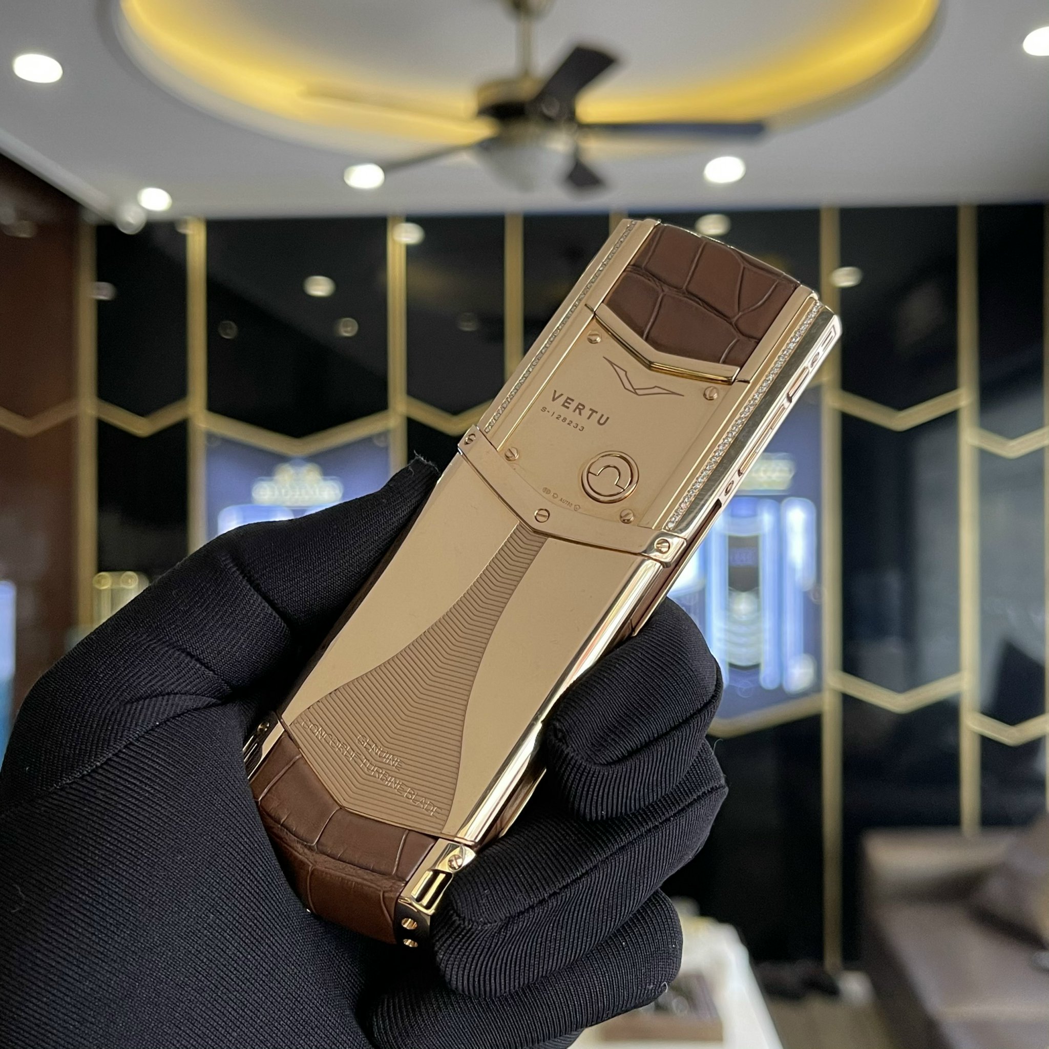 Vertu Signature S Rose Gold Bespoke Diamonds