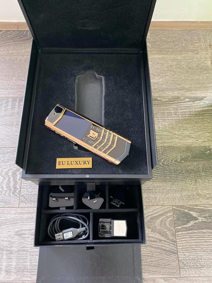 Vertu Signature S Rose Gold Ceramic 