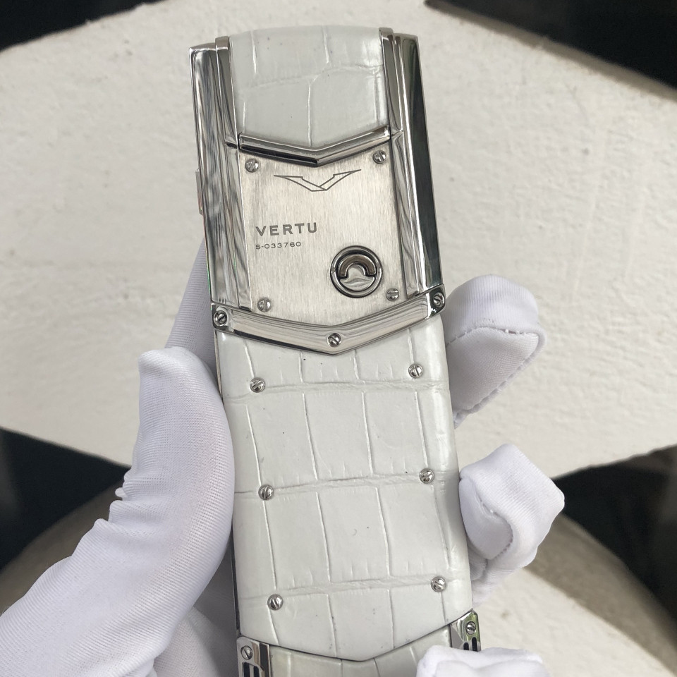 Vertu New Signature S White Mother Pearl 