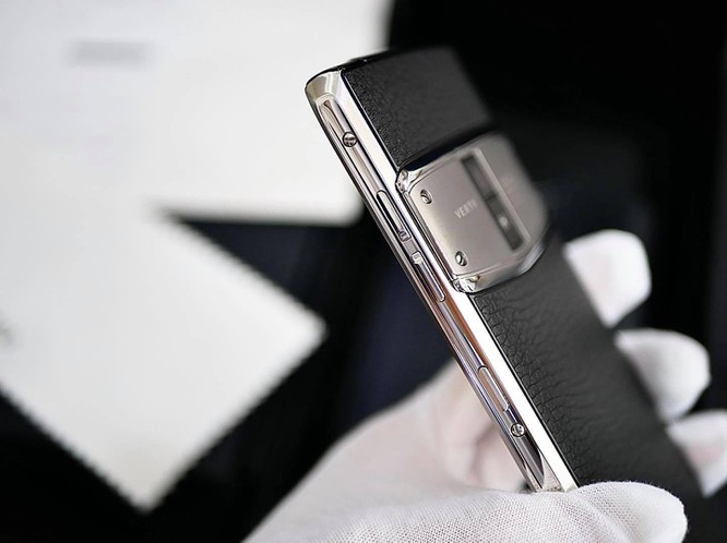 Vertu cảm ứng Constellation X